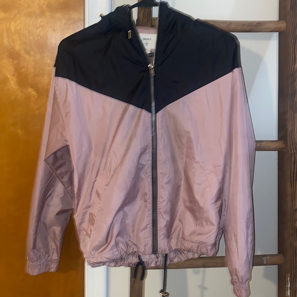 Mauve and black windbreaker